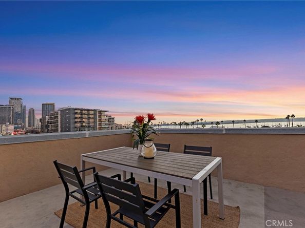 941 W Hawthorn 9, San Diego CA 92101