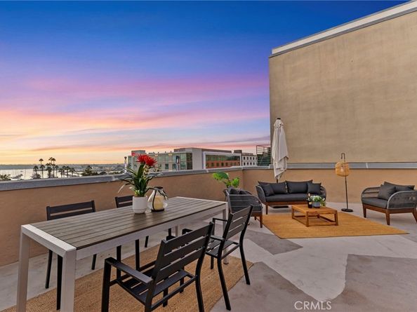 941 W Hawthorn 9, San Diego CA 92101