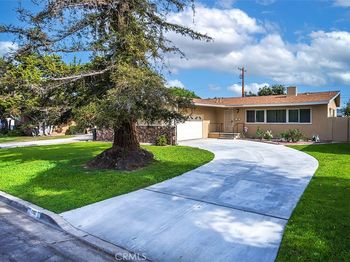 1762 S William Miller Drive