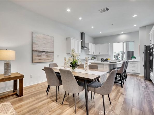 168 Sawbuck, Irvine CA 92618