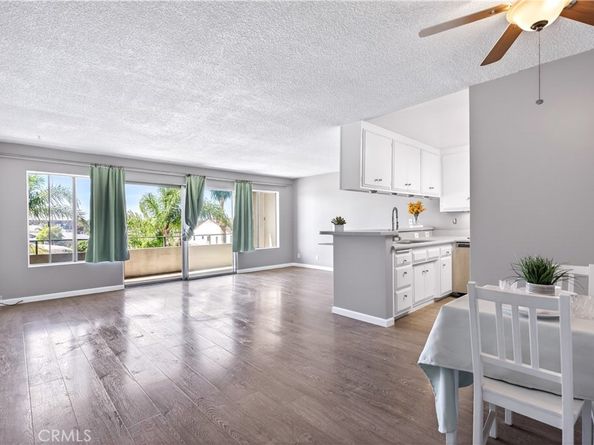 1187 East 3rd Street 305, Long Beach CA 90802