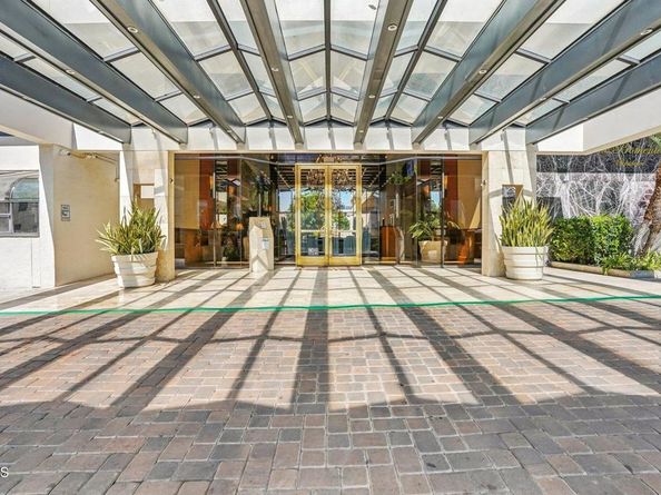 121 S Hope Street 408, Los Angeles CA 90012