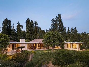 1279 Chateau Road