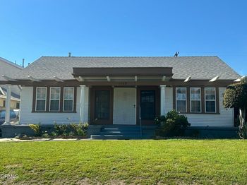 1139 N Heliotrope Drive