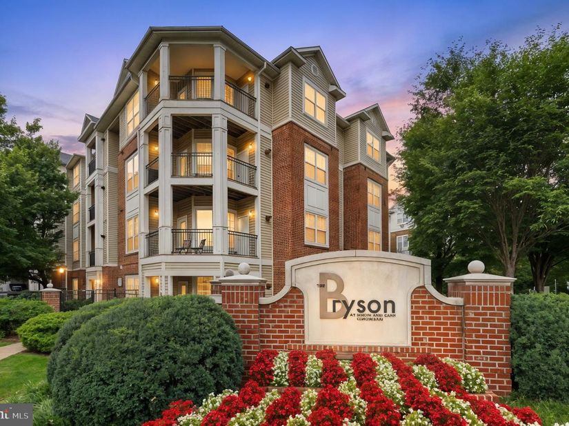 12949 Centre Park Circle 103, Herndon VA 20171