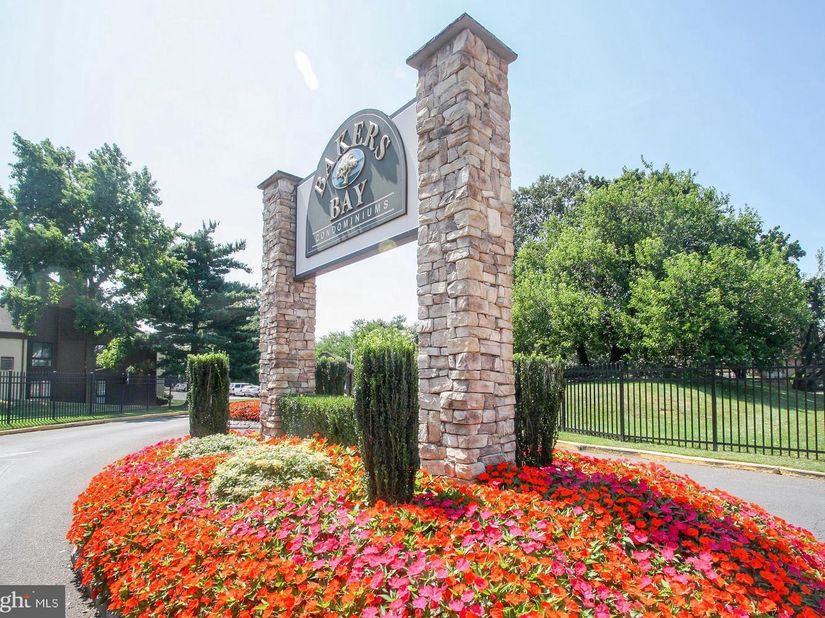 5100 Convent Lane 226, Philadelphia PA 19114