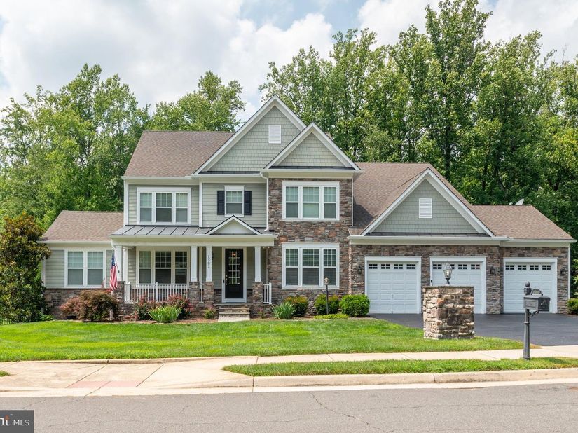 1302 Scotts Run Road, Mclean VA 22102