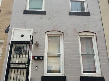 Undisclosed Address #PAPH2649476