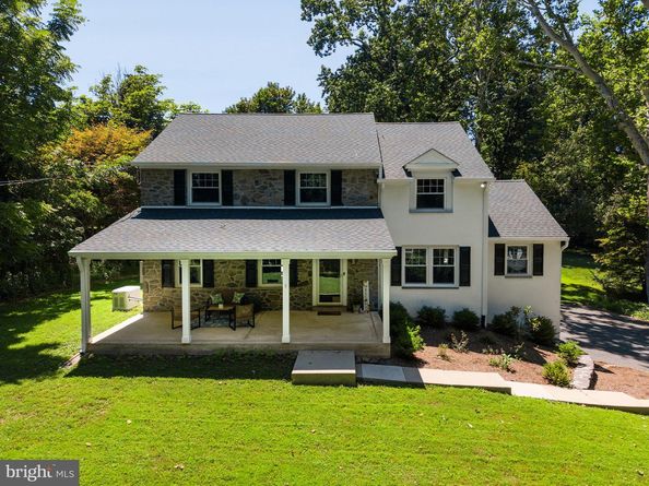 61 Chapel Hill Road, Media PA 19063