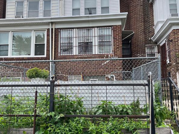 5229 Tabor Road, Philadelphia PA 19120