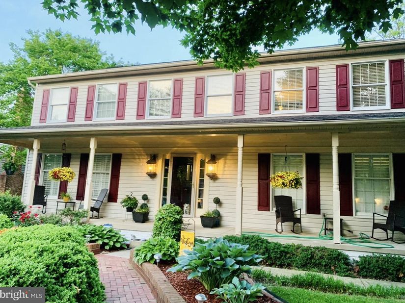 108 Briarwood Court, Sterling VA 20164