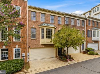 2536 Gadsby Place