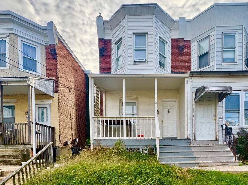110 Hillside Avenue, Darby PA 19023