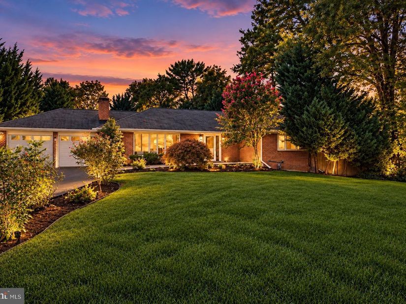 7608 Quintana Court, Bethesda MD 20817