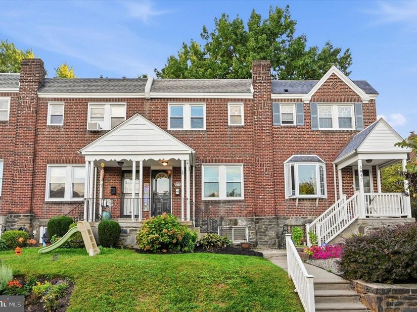 5945 Houghton Street, Philadelphia PA 19128