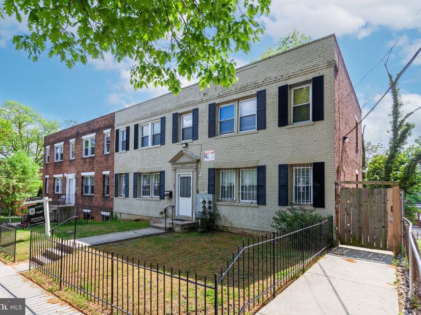 2859 Denver Street SE, Washington DC 20020