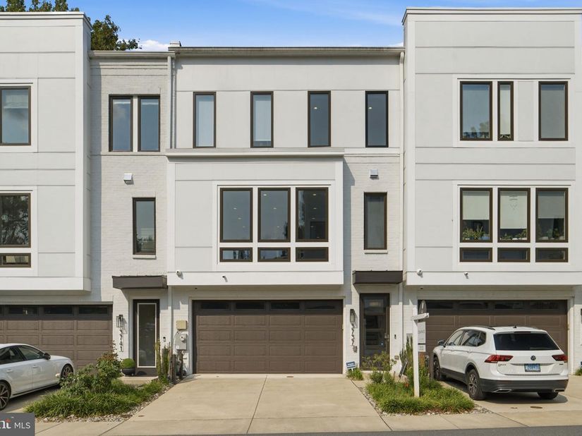 3737 Glenmoor Reserve Lane, Chevy Chase MD 20815