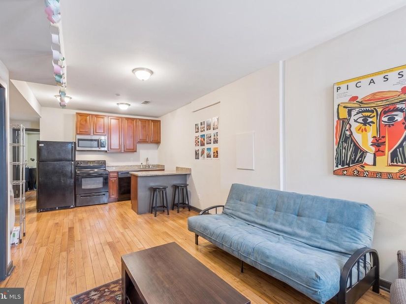 1916 N 17TH Street, Philadelphia PA 19121