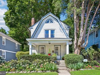 327 Greenwood Avenue