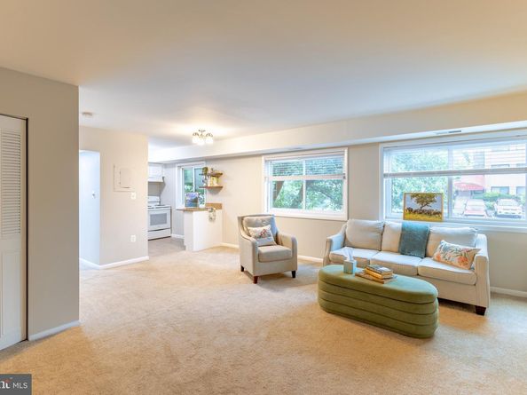3312 S 28TH Street 304, Alexandria VA 22302