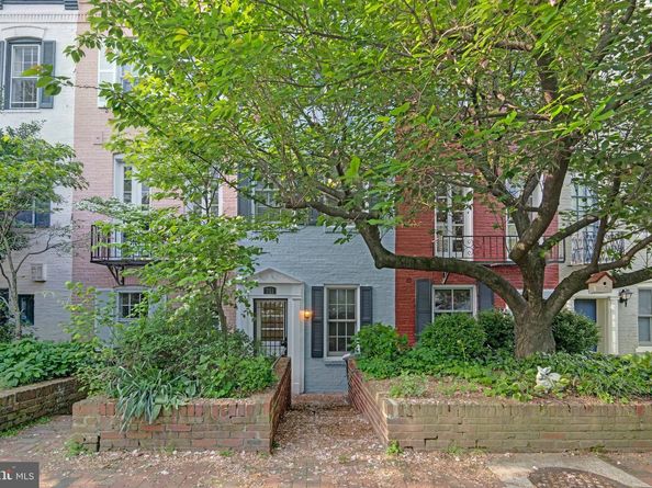 711 A Street NE, Washington DC 20002