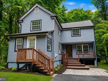 227 W Ferry Road