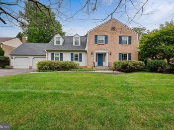 8112 Buckspark Lane E