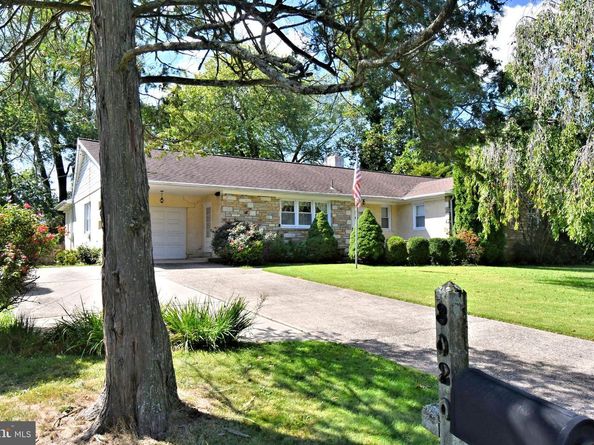 3020 Old Welsh Road, Willow Grove PA 19090