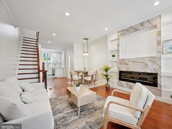 2124 Pierce Street, Philadelphia PA 19145