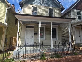 1520 W Street SE