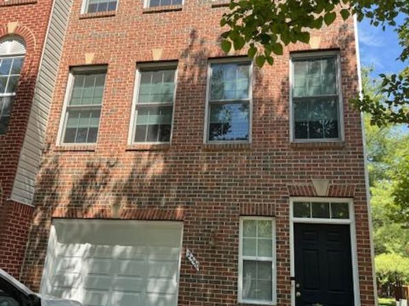 2550 James Madison Circle, Herndon VA 20171