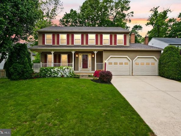 169 Applegate Drive, Sterling VA 20164