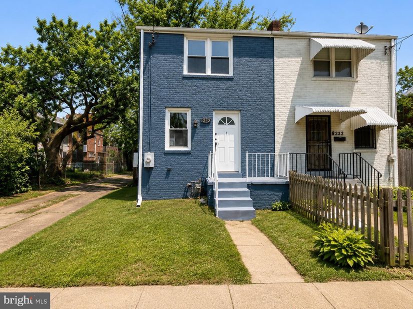 210 62nd Street NE, Washington DC 20019