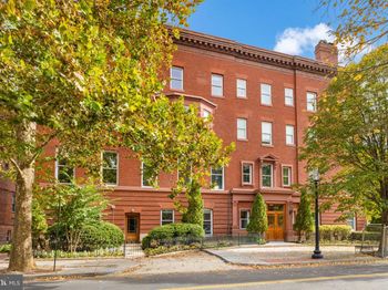 1701 18TH Street NW