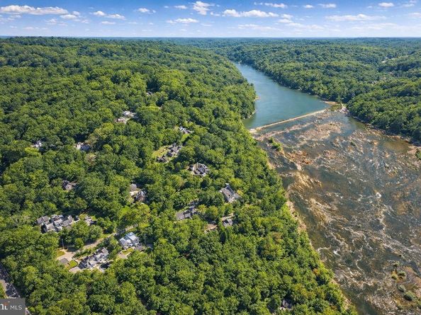 1159 Crest Lane, Mclean VA 22101