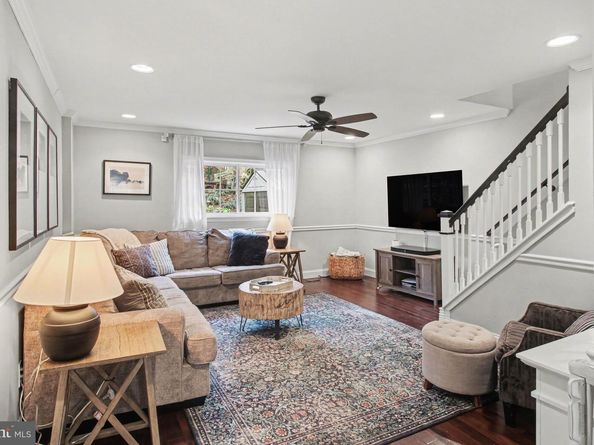 630 Gorgas Lane, Philadelphia PA 19128