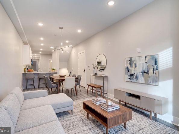 5005 Walnut Street, Philadelphia PA 19139
