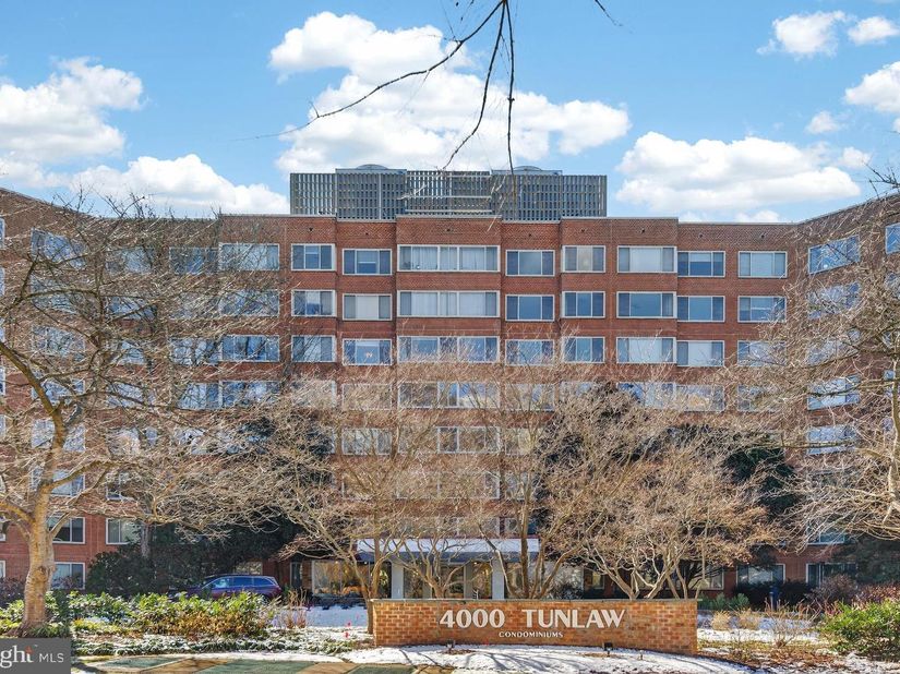 4000 Tunlaw Road NW 415, Washington DC 20007