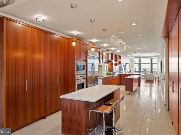 1606 Chestnut Street 2, Philadelphia PA 19103