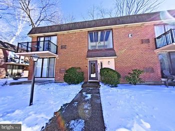 100 E Glenolden Avenue