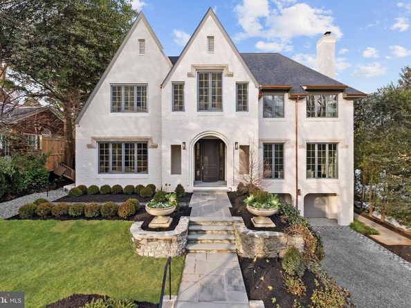 4433 Cathedral Avenue NW, Washington DC 20016