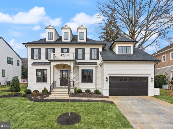 6613 31st Street N, Arlington VA 22213