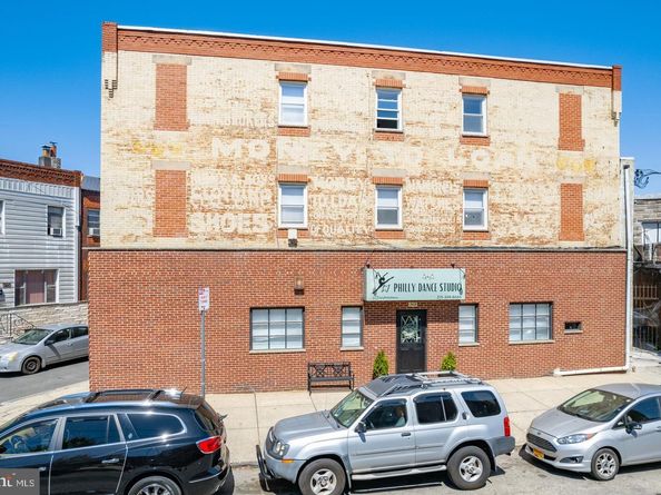 2541 S Clarion Street, Philadelphia PA 19148