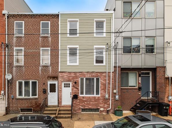 2049 E Letterly Street, Philadelphia PA 19125