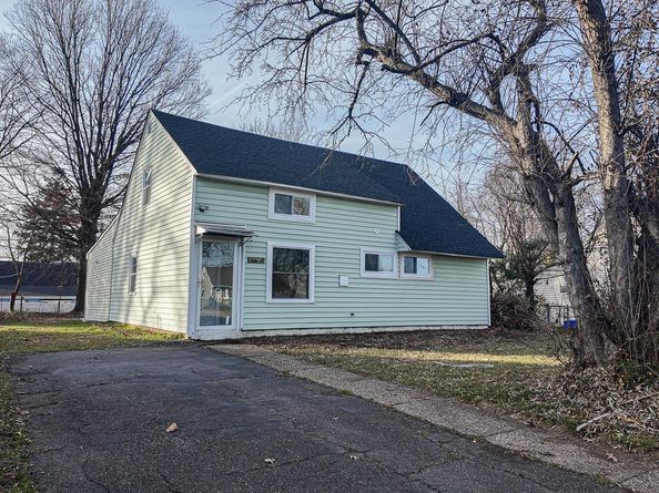 9330 Academy Road, Philadelphia PA 19114