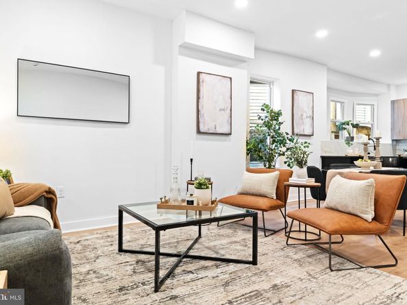 6120 Baynton Street, Philadelphia PA 19144