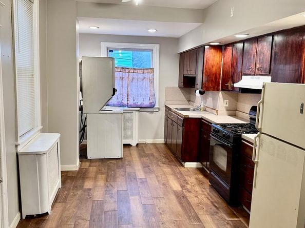 4808 B Street, Philadelphia PA 19120