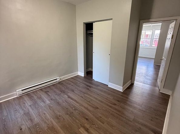 41 N Keystone Avenue, Upper Darby PA 19082