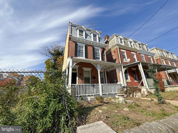 135 W Seymour Street, Philadelphia PA 19144