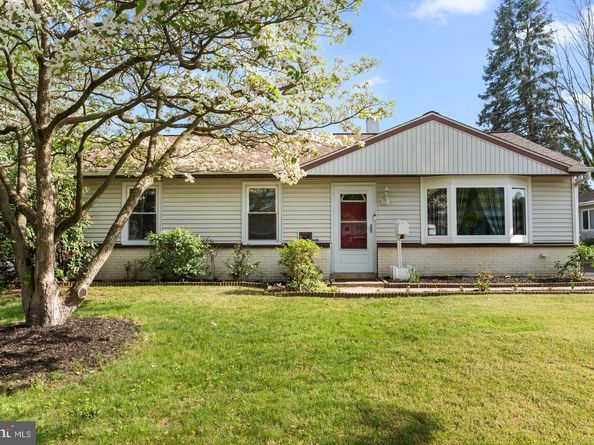 1000 Stephen Avenue, Croydon PA 19021